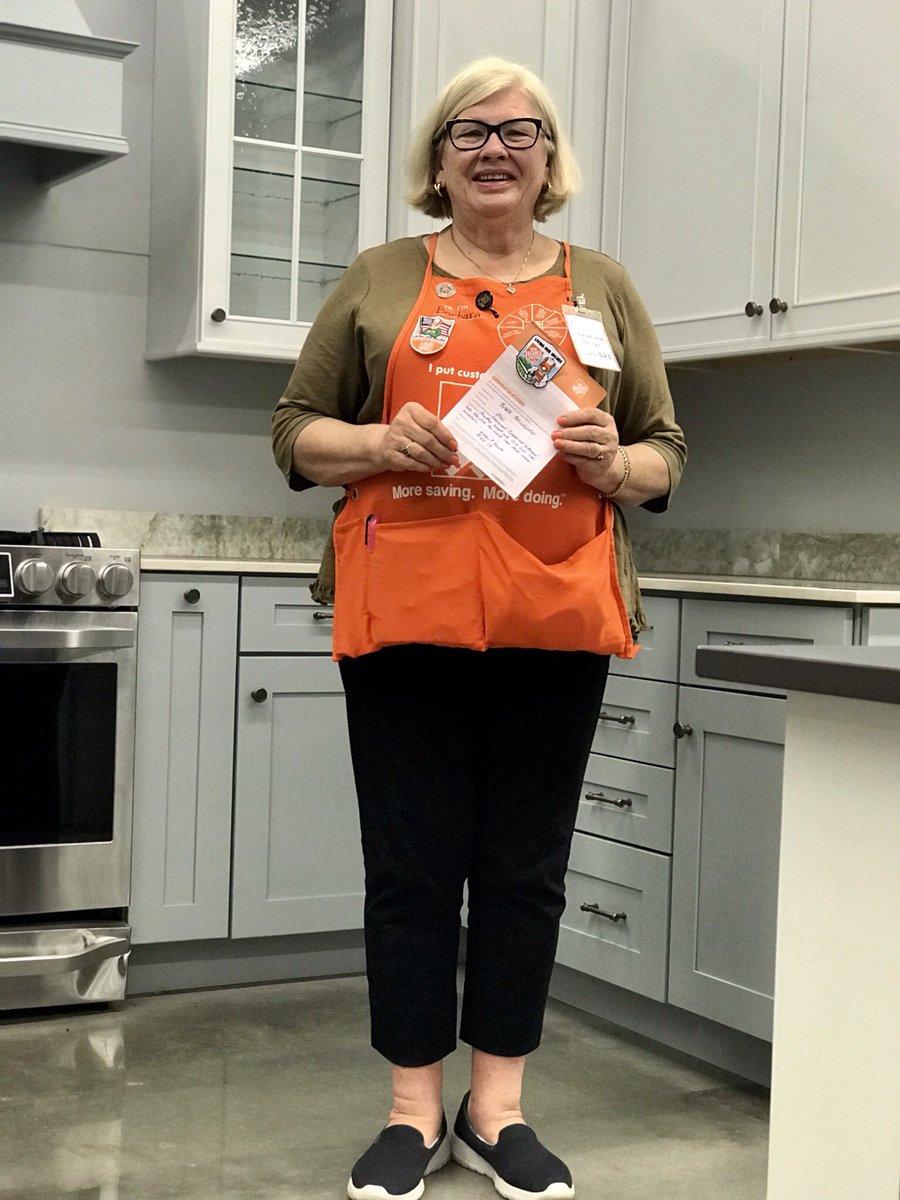 COS barb recognized for always doing the right thing for her customers and fellow associates.
<a href="/nyyroro/">Ro Rodriguez</a> <a href="/tmccarthy095/">Tim McCarthy</a> <a href="/JackieGiusti/">Jackie Giusti</a> <a href="/DorelHD/">DorelBarbos</a> <a href="/babb_steve/">Steve Babb</a> <a href="/KevinLent13/">Kevin Lent</a> @rgalante_46 <a href="/Norm_Boardman/">Norm Boardman</a>