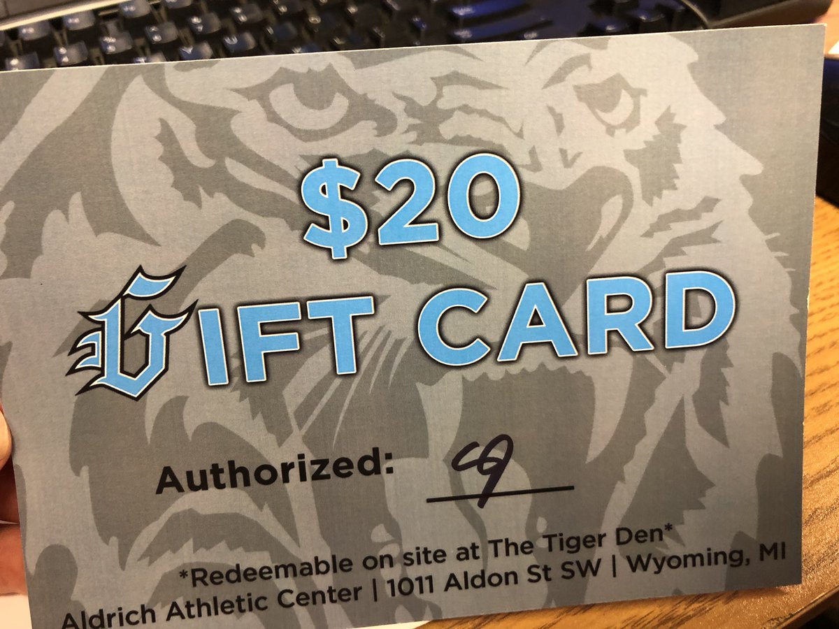 GraceTigers's tweet photo. 🚨 GIVEAWAY 🚨 

We hit 600 followers, so it’s time for a giveaway! Follow us and retweet this post to enter a drawing for a $20 gift card to our brand new Tiger Den Store. A winner will be announced Friday at 4 pm. https://t.co/xTLi9bAp0s