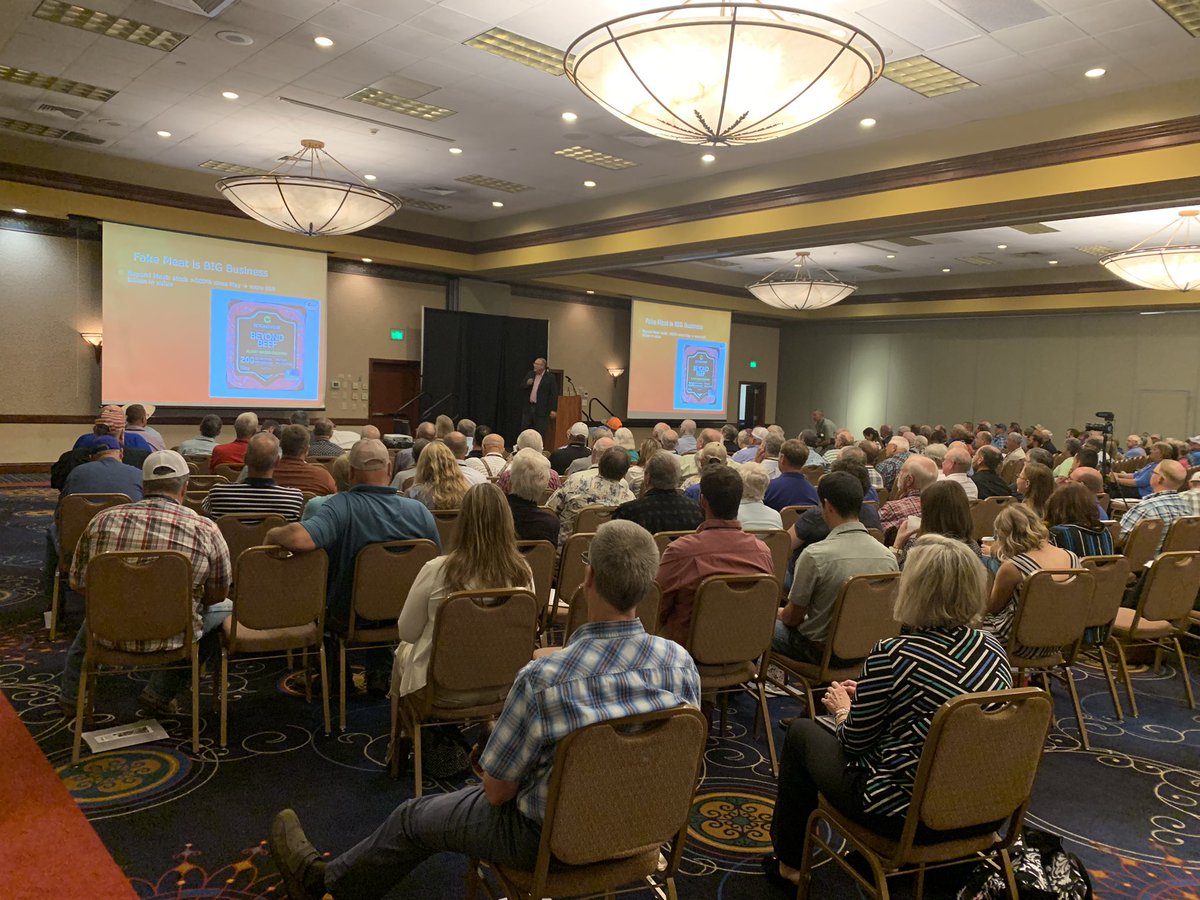 SpencerMOFB's tweet photo. HAPPENING NOW: Full house at today’s @MOFarmBureau Commodity Conference in Jefferson City. Attendees have a full agenda today: a visit from a member of @GermanyDiplo Parliament, Fake Meat, Climate, and African Swine Fever! https://t.co/kAkocqtJL2