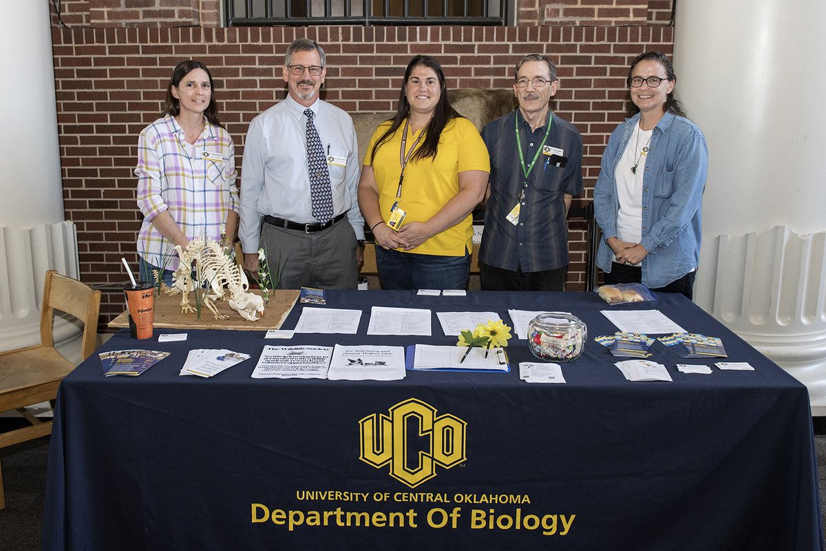 UCOBronchos's tweet photo. Each of our colleges hosted open houses during Welcome Home Week to educate students on the offerings and student organizations in each college! #RollChos #WelcomeHomeWeek #backtoschool See the album: https://t.co/x7HHJ65Fne https://t.co/SiVcrRHZJD