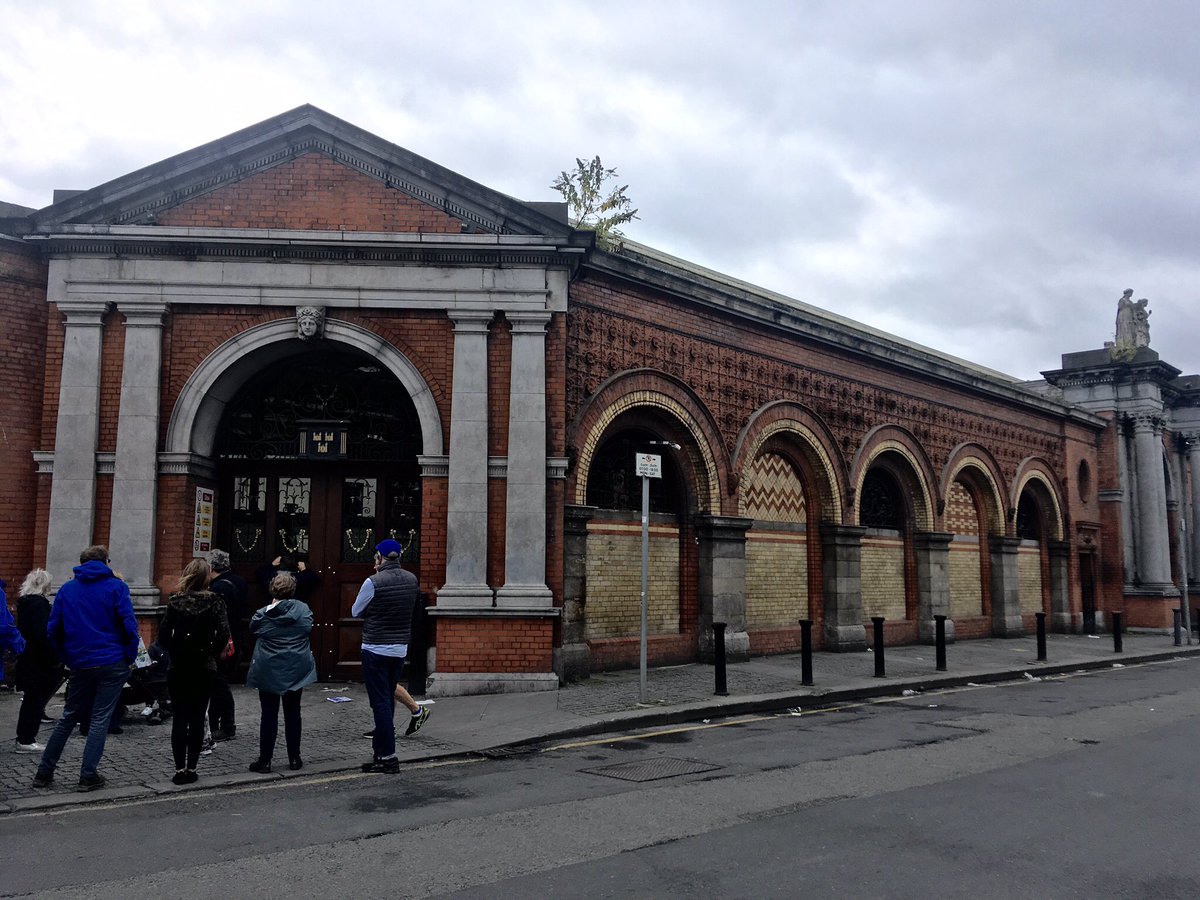 JillKerby's tweet photo. @MichaelsCoDub Let's hope so. I was on a Heritage Week tour of the market area today. Hopefully it's a gentrification that doesn't end up pricing out all the locals &amp; takes a sympathetic view of the extraordinary history of the area...#FruitVegFish  #NewgatePrison https://t.co/NEgl0wysVw