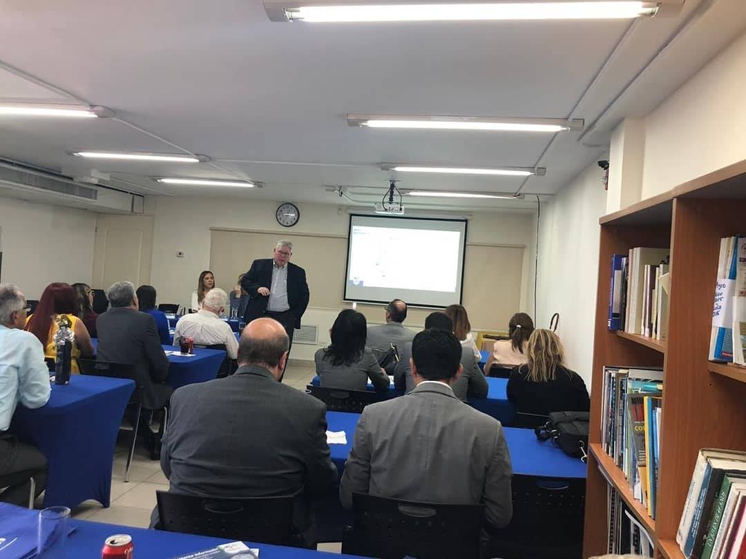 OficialMiBus's tweet photo. Hoy estamos en la conferencia sobre el proyecto: Bus de Tránsito Rápido (BTR), dando a conocer las ventajas de la implementación de este nuevo proyecto. #MiBus https://t.co/TvSFU6sF02