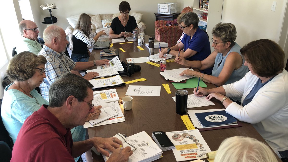 SMLGoodN's tweet image. Excellent board meeting today at the #SMLGN house 🌺 #PlannedGiving, endowment, fundraising events &amp;amp; program updates were all on the table 📚 #RoanokeValley #Education #SmithMountainLake #NonProfit