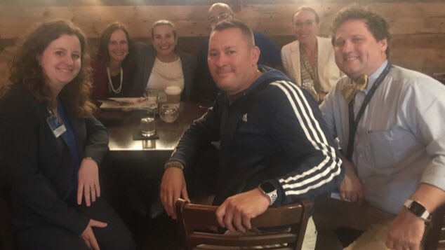 AmyOxentenkoMD's tweet photo. What happens when your institution supports #PhysicianEngagement Groups? Great things!  Lunch meeting of @MayoClinic #PEG Twitter group! #SoMeFriends https://t.co/xDveIJH4Iw