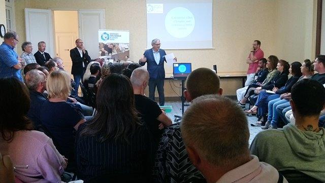 #TZCLD
Les services de la mairie, M. le Maire, #ccas, #poleemploi Compiegne Margny et 
<a href="/ZeroChomeurLD/">Territoires zéro chômeur de longue durée</a>
1er Café rencontre pour aller au plus proche des  demandeurs d #emploi : 37 rdv pour aller plus loin avec eux dans ce projet 👏
<a href="/PreciadoSabine/">Preciado</a> 
<a href="/Pascal_Jacobee/">Pascal Jacobée</a>