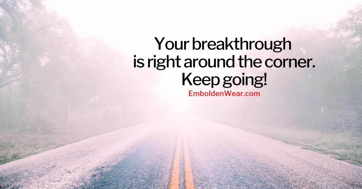 EmboldenWear's tweet photo. .Keep pushing.  The BREAKTHROUGH is just around the corner.  We've got this!  Shop: https://t.co/nSW0InsxMA [RE: #shopping #levelup #emboldenwear #onlinestore #followus #faith #leaders #style #empower #f4f #inspire #blessed #fashion #tips #neverquit #breaktrough #shop #obstacles] https://t.co/T2LyRCvvNv