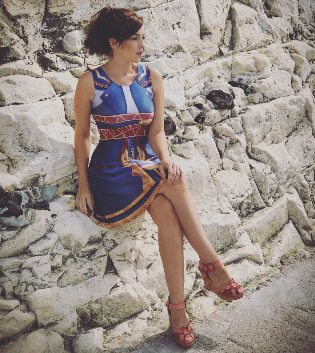 wildbangarang's tweet photo. Our #magicthegathering Teferi dress is on FIRE; join the @wildbangarang team from 0930am tomorrow to grab yours ❤️🙌🏻 #chandra #vraska #liliana #jace #dress #leggings #wunic #skirt #skater #photography #rocks #sun #photo #heels #apparel #wildbangarang #mtg https://t.co/vVoqWxevHO