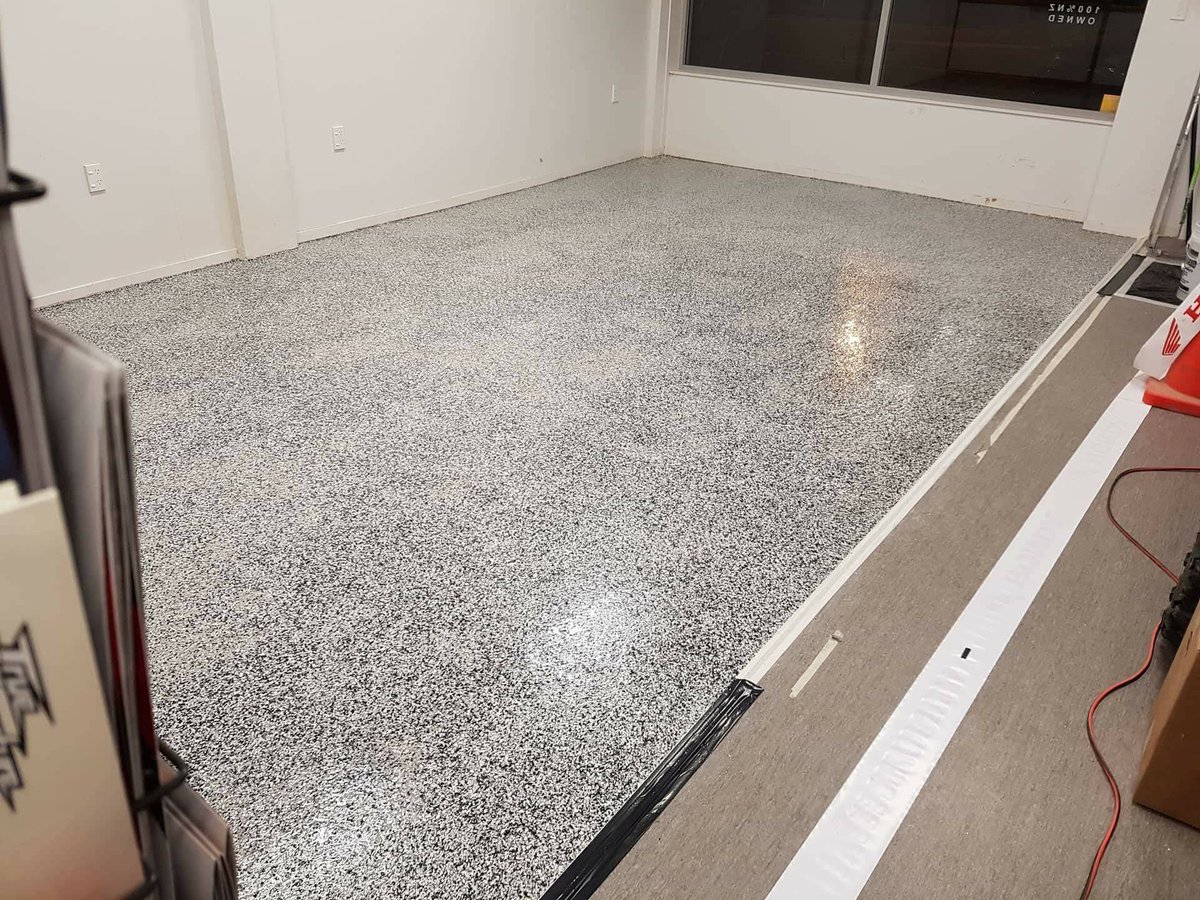 Epoxy845's tweet photo. Call Hudson Valley Epoxy Flooring for all your #flakeepoxy floors. Free estimates and quality service is our goal! 845-202-2197 #EpoxyFloors #Epoxy https://t.co/yOrttz1Lnf