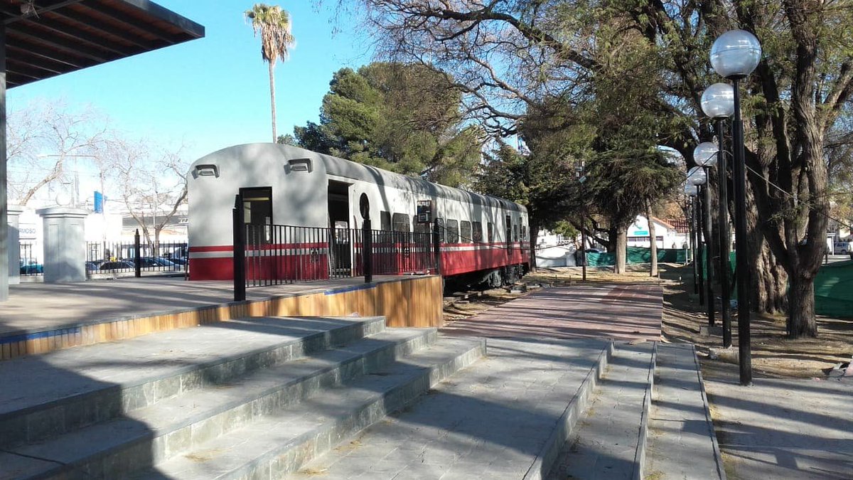 biencuyano's tweet photo. #ElEsteSePrende Confirmaron que en 20 días se concluye la obra del Parque de los Trenes. Una iniciativa de la gestión de @JorgeGimenezOk para potenciar el turismo gastronómico en el Departamento de #SanMartin y promover a los emprendedores locales https://t.co/lTFkS8KRhw https://t.co/fFmuQkArN8