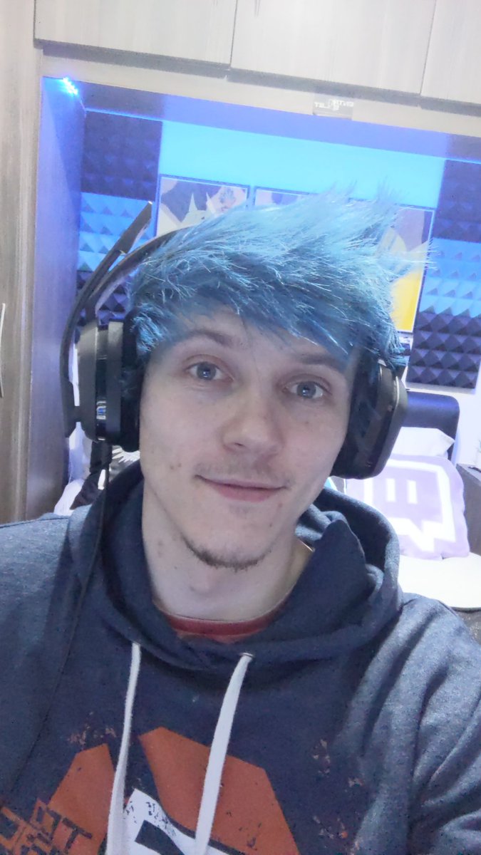 🔴 Live with a brand new blind play through for your choice night.......oh &amp; I also did a thing! ✌️💙
twitch.tv/eliziam
#twitch #TwitchTBD #WeAreElizian