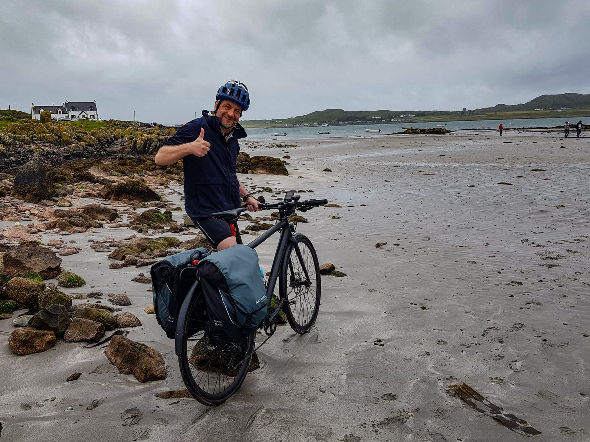 andthorn25's tweet photo. Made it to Iona with Ampler Curt. It's rained for 3 days solid, but I'm here. Staying at Iona Pods tonight. Still raining, but so peaceful. https://t.co/bM6MFb6tXm @ionapods
#amplerchallenge #rideampler https://t.co/wgRL4hoTLd