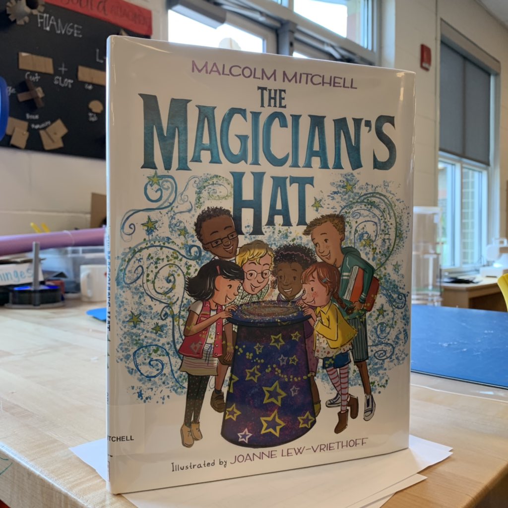 MsRosie_library's tweet photo. Started the year with The Magicians Hat with 3rd & 4th. We imagined our dream books that would bring us magic AND created them. They could be books we love, might write or be about us. ❤️❤️❤️
#psefamily #makerspace #library #literacy #library #magicianshat🎩 @patriots https://t.co/HwKdQgDyPq