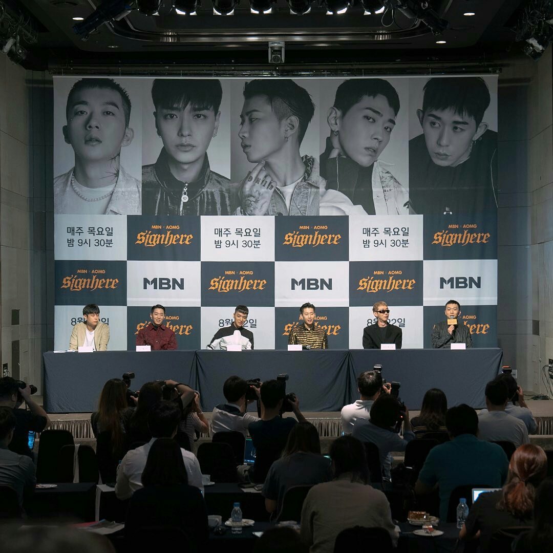 Arg_JayPark's tweet photo. [📸] @signhere_aomg Via Instagram:
La escena de presentación de Producción del programa #Singhere  por fin empezó, con Jay Park, Simon Domic, GRAY, Woo Wonjae y Code Kunst.

@callmegray @callmegray @code_kunst @munchinthepool @longlivesmdc
@jparkitrighthere @aomgofficial https://t.co/QfLZWksOKy