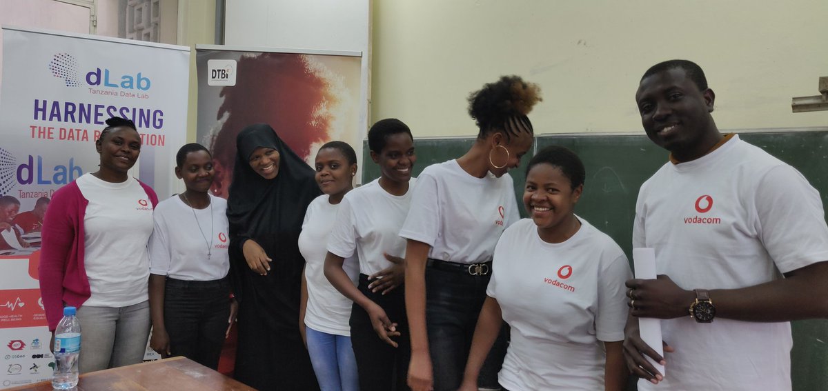ChazRwige's tweet photo. It was an amazing experience nurturing these young girls of #CodeLikeAGirl #Arusha
#TheWinningTeams, these girls are so brilliant and got very bright future
Road To #DataTamasha2019
#DataForHer #SDG4 #SDG5 https://t.co/0bLNzrz8XO