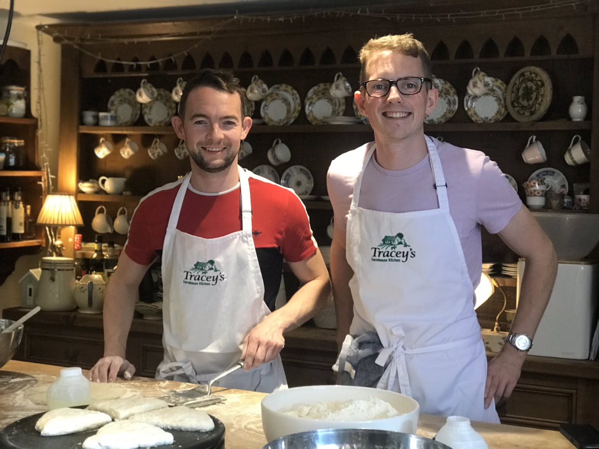 NIFoodTours's tweet image. @DiscoverNI How did your Grandmother make #sodabread the traditional way? Find out on my #bakingexperience half hour from #Belfast #NorthernIreland #henparty. #40thbirthday.