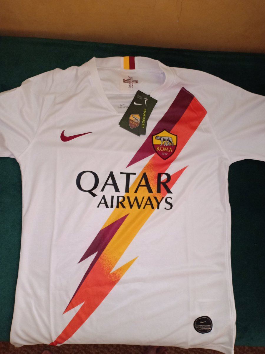Hamza_Atia10's tweet photo. ❤️⚡💛
@OfficialASRoma @ASRomaEN @ASRomaFRA https://t.co/HSx6CbnWVQ