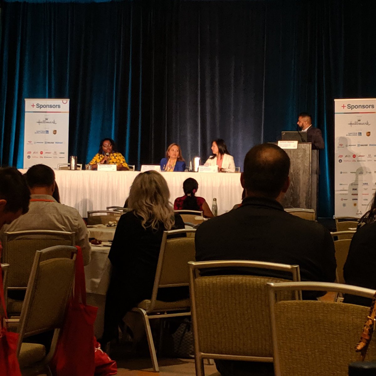 naaap's tweet photo. Powering Diversity & Inclusion through ERGs & their leaders! Thank you to the ERG leaders panel for your stories & thoughts. #naaap19 #ergsummit https://t.co/FtJFm5k7xD