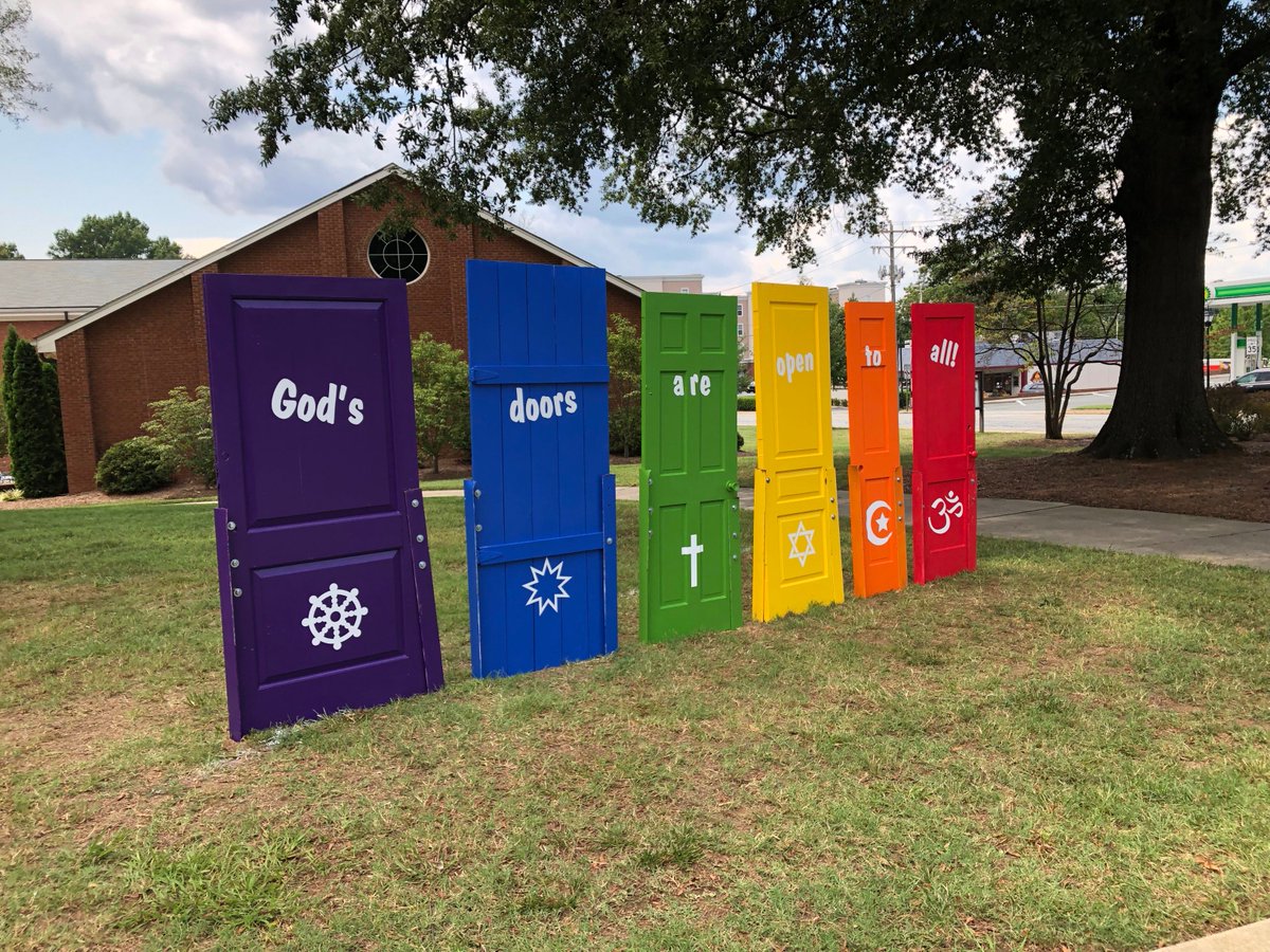 ElonChurch's tweet photo. Always exciting when visions become reality. We're honored to join churches across the country who led the way and inspired us to create our own powerful visual display of hospitality for our community. #godsdoorsareopentoall #youarewelcomehere #eloncommunitychurch #elon #elonnc https://t.co/rpkWNc4Eiv