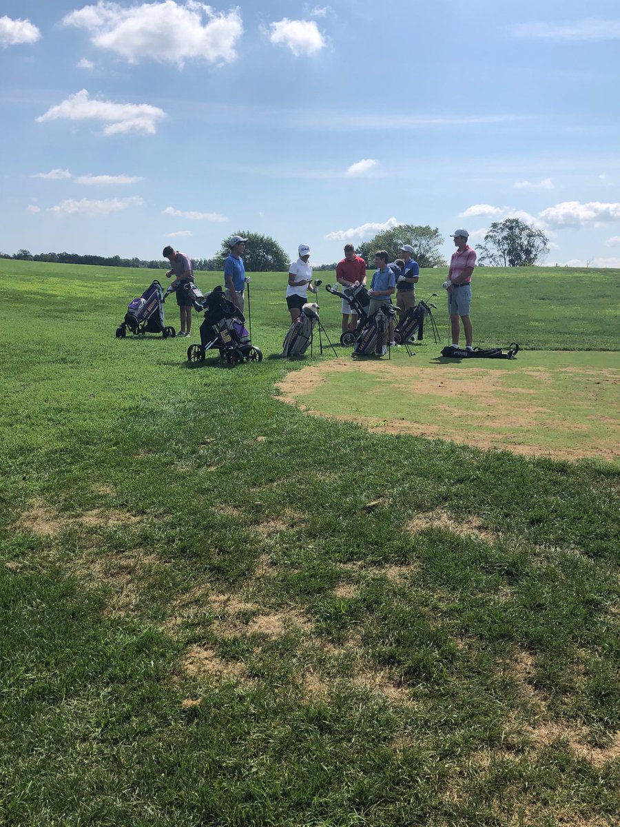 Three clubs and a putter for nine at Twin Lakes this morning!