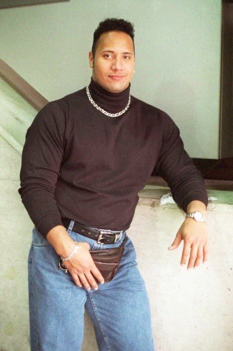 BattleHawkKevin's tweet photo. #BreakingNews 

University of Miami standout Dwayne “The Rock” Johnson has agreed to a one-year contract with the XFL’s St. Louis BattleHawks.

I asked Johnson how he plans to lead the new team.

He said “Know your role and shut your mouth.”

#XFL2020 #BattleHawks #XFLTeams https://t.co/NA6W2rsjms