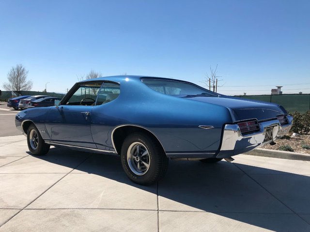 SVGTO's tweet photo. Celebrating 50 years! The beautiful 1969 GTO! #purepontiac https://t.co/X1XsdEaYML