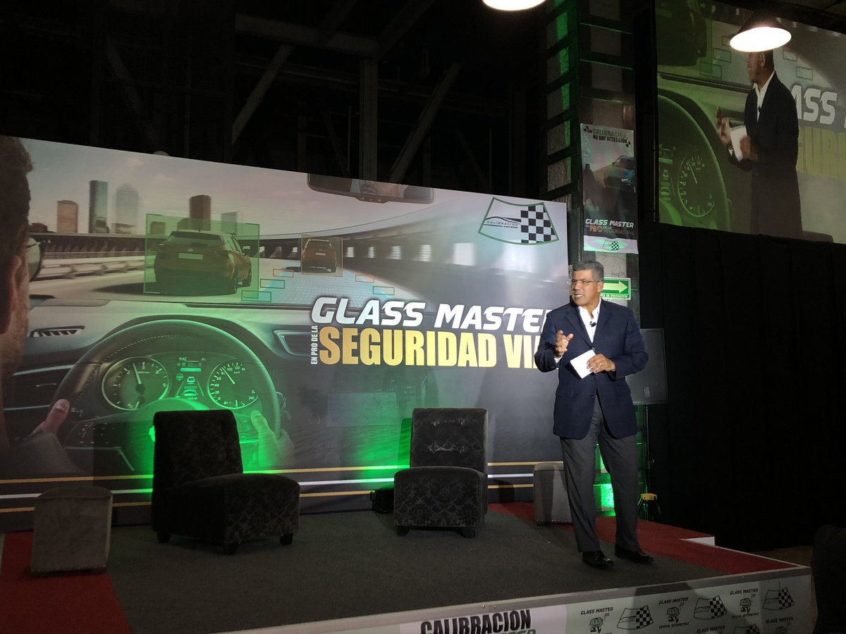 achiquini's tweet photo. En la presentación del sistema de calibración #ADAS (Advance Driver Assistance System) de #GlassMaster En unos minutos más, les mostraré en un Facebook live a través de nuestra cuenta de Autos en Imagen en qué consiste... https://t.co/QMx2fTIT8i