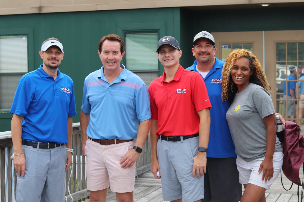 WAKA8News's tweet photo. The Alabama News Network Crew! #PuttsForePaws https://t.co/Jfjc3jJuLA