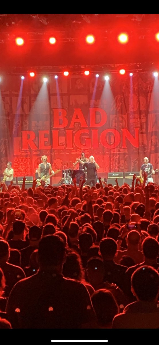 Thanks to all @badreligion fans who came out to our tour so far and @thepalladium for our last summer show. To the others: see you in the fall. You're the greatest fans in the world! (Thanks Fnuti photo)