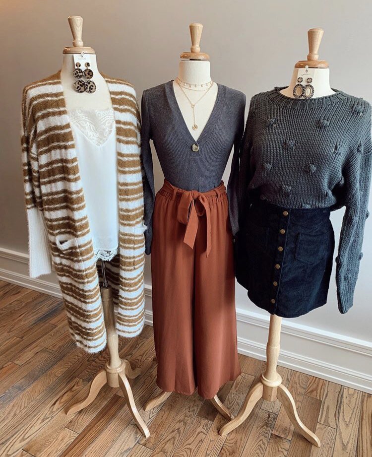 cschweiger7's tweet photo. The boutique i work at has the cutest clothes right now. if you live in rochester or richmond you need to come check us out 🌟 https://t.co/21CwBPCPMT