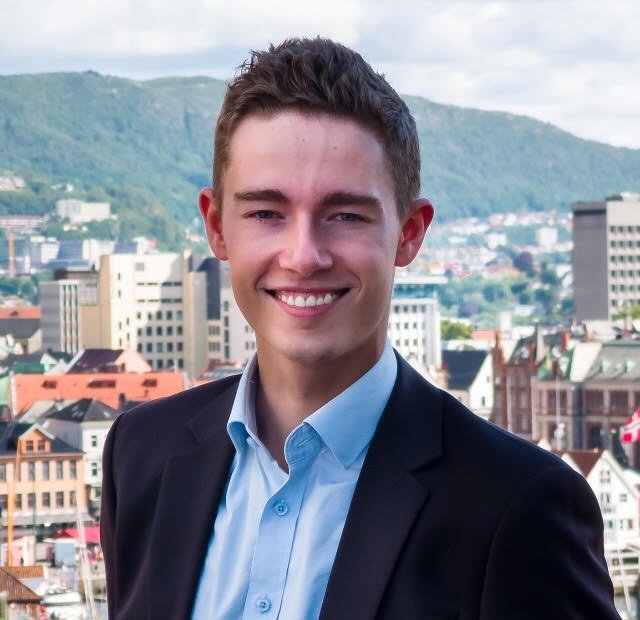 Kjartan Moi Andreassen (20) skal representere FrP ved debatten på NGV mandag 26. august kl 9.