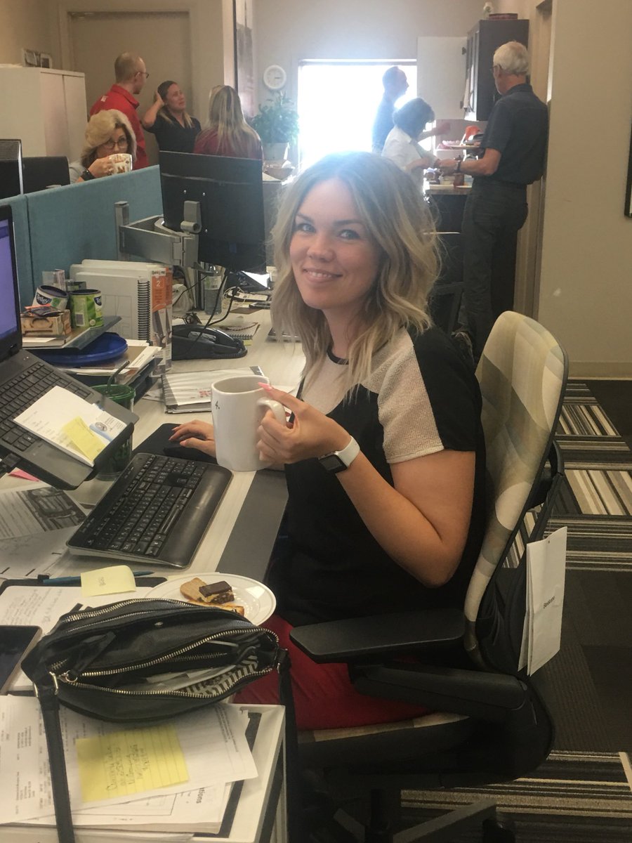 BrantBasics's tweet photo. #Alzheimer coffee break number two in full force @BrantBasics https://t.co/EUowXgWz5M