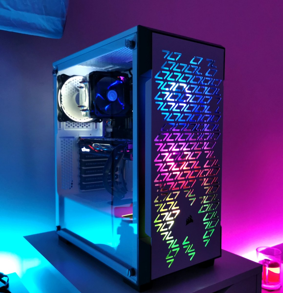 GarnerTechUK's tweet photo. Upgraded the main workstation

#rgb #pcmr #workstation #corssir #icue #intel #msi #asrock https://t.co/VSEgxP0Rbf