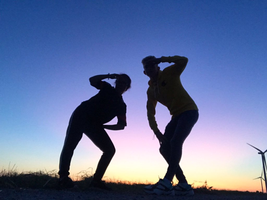 LmnMath's tweet image. Regardez comment mes copains son trop chou d’amour 🥺