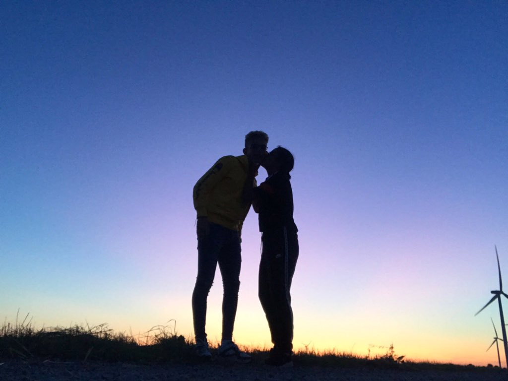 LmnMath's tweet image. Regardez comment mes copains son trop chou d’amour 🥺