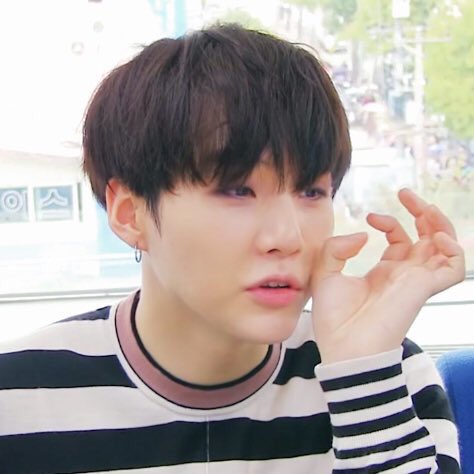 :¨·.·¨: `·.. —[♡] 365 days with   #민윤기            ｍｉｎ ｙｏｏｎｇｉ[𝕕𝕒𝕪 𝟘𝟛𝟝/𝟛𝟞𝟝]