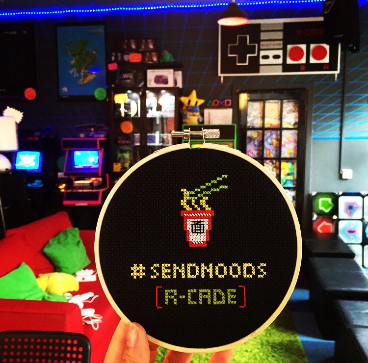 PieInTheSky2014's tweet photo. A cool wee custom order from our friends at @rcadeglasgow👾

Check out this family-run retro-gaming arcade serving a selection of Japanese snacks, with an awesome variety of instant noodles! 🍜

Latest board games to play, themed events, and available for private hire.
#sendnoods https://t.co/rsmfNGfcXJ