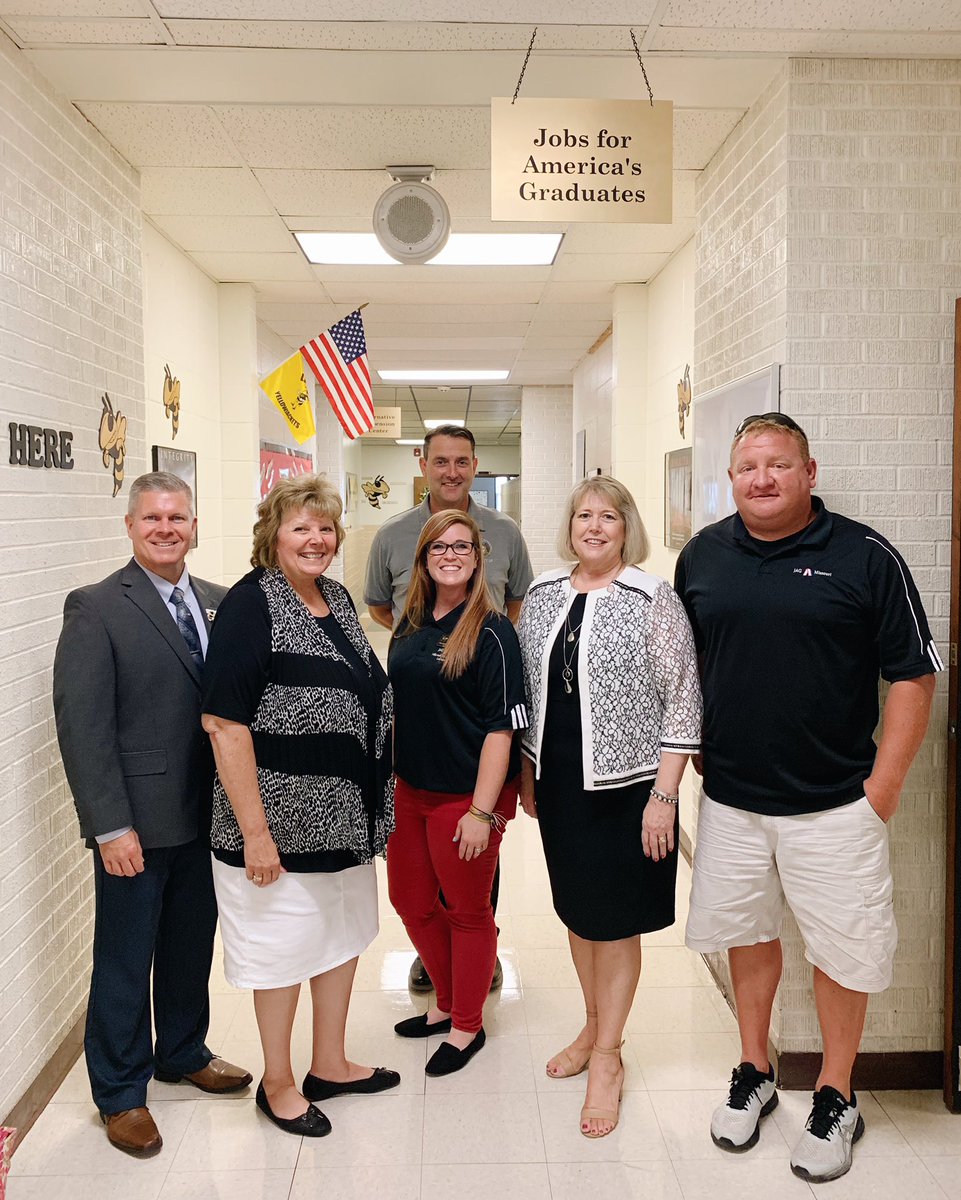 Lebanon Schools tweet media