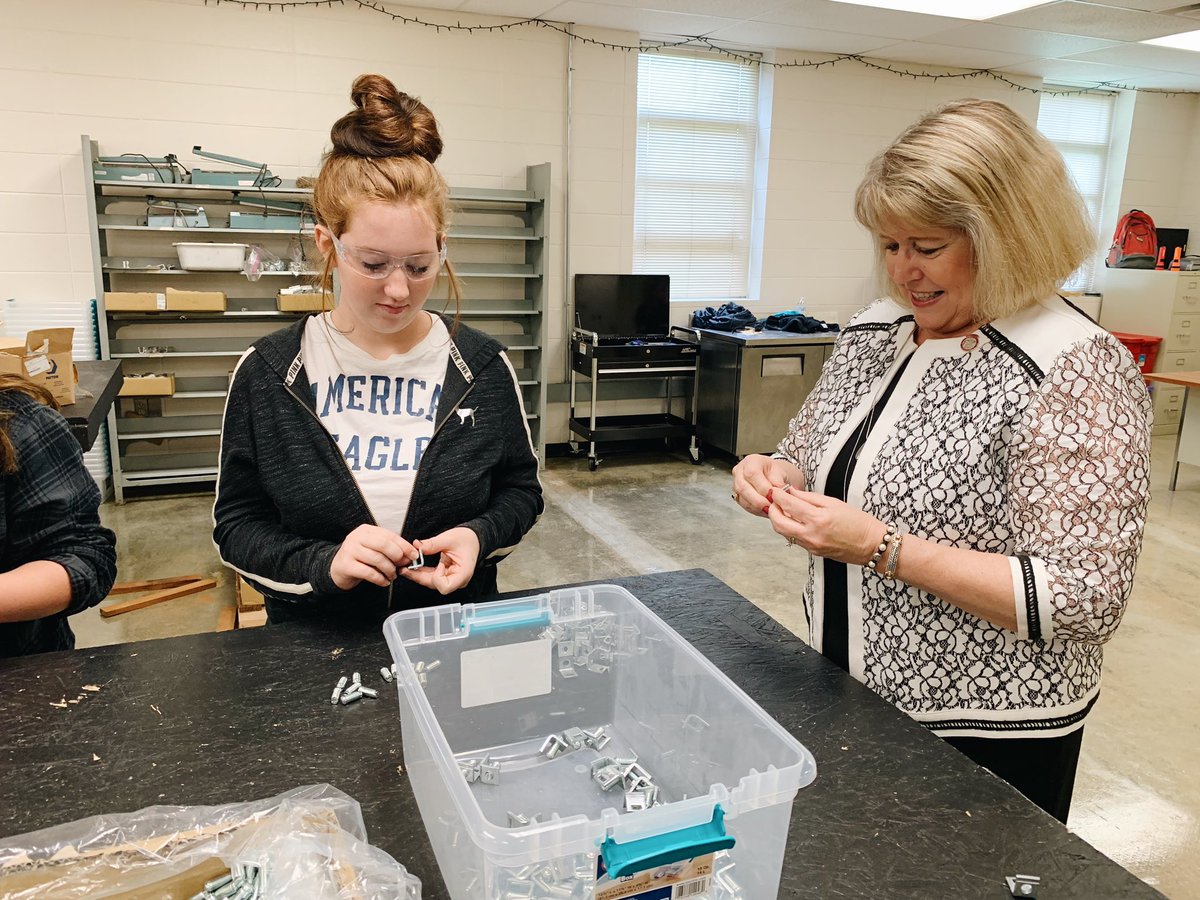 Lebanon Schools tweet media