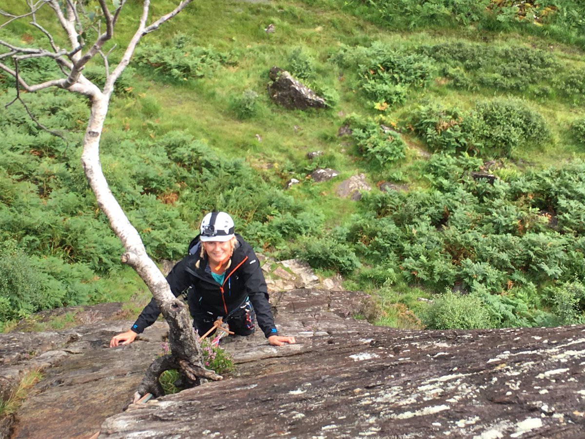 Guiding in glen nevis with Pam & D. Rock climbing and scrambling. Pam said abseiling was the best thing ever!! #alwaysapleasure #tradclimbing #climbscotland #glennevis #scrambling #notgrade1 @rocknridge
