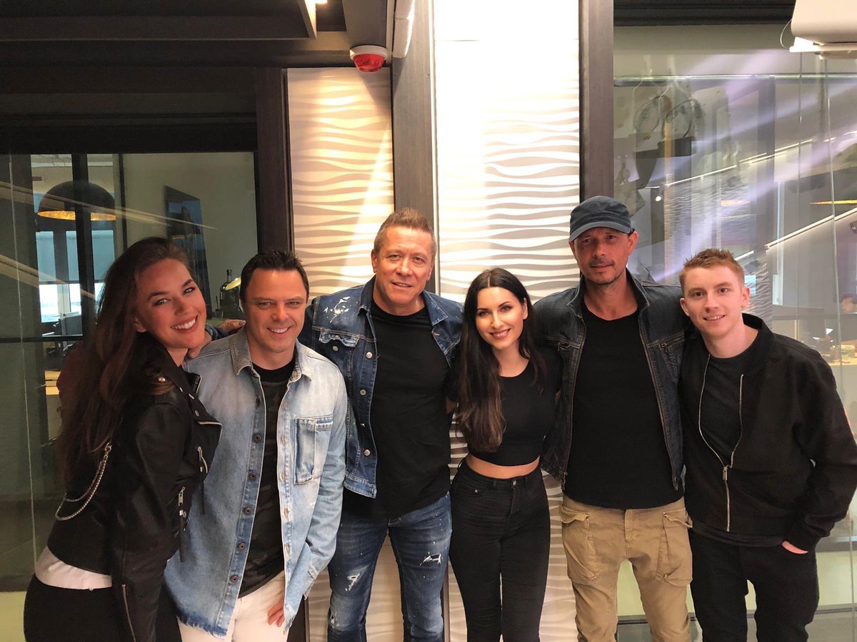 MarkusSchulz's tweet photo. That was a lot of fun to do. Thanks to everyone who listened to #ASOT928, and be sure to check out the new single Ave Maria with @HALIENE on Friday.
@arminvanbuuren, you were missed! https://t.co/rQF7kQ0w2W