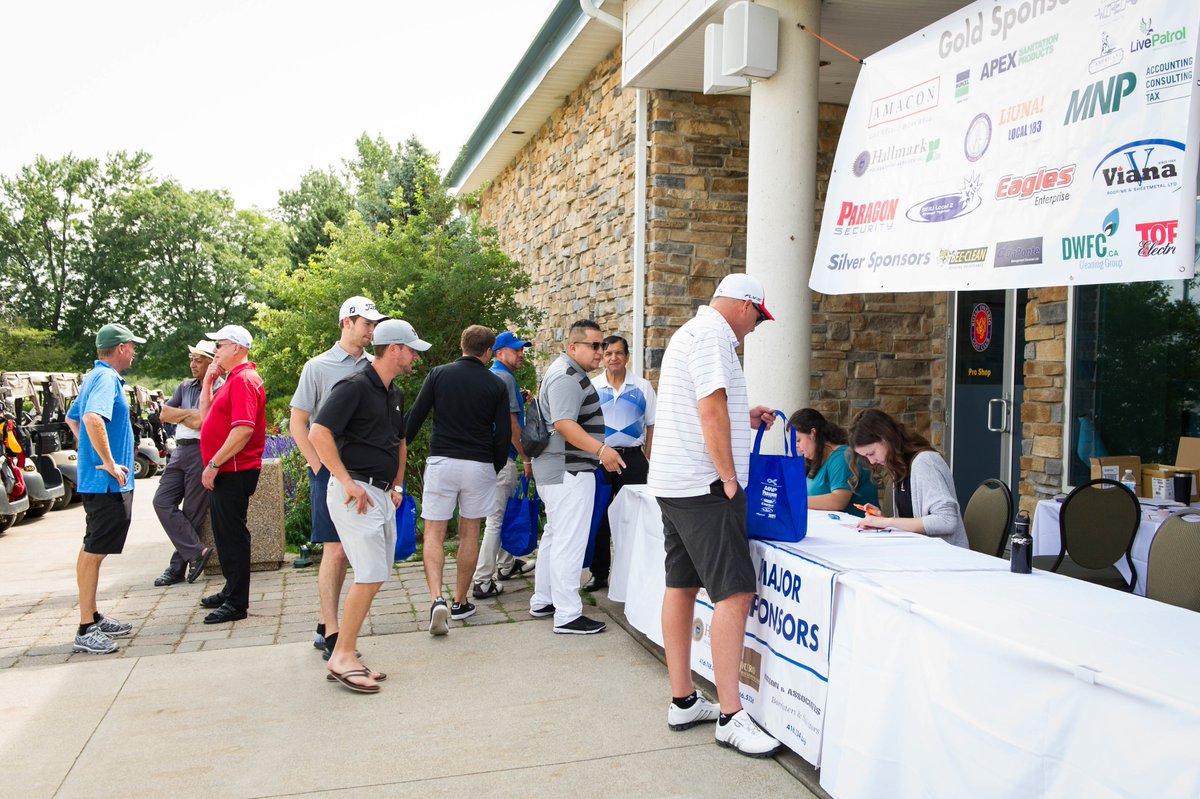 SCRFcharity's tweet photo. #TBT to last years SCRF Charity Golf Tournament! This years tournament is fast approaching, have you registered yet? https://t.co/BC5MP4aope