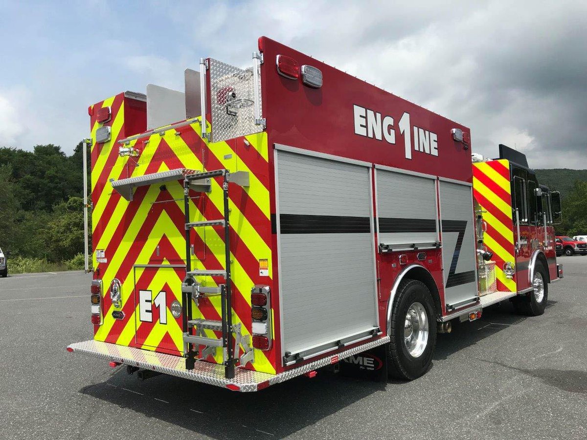 KMEFire's tweet photo. Washington Twp. Volunteer Fire Department (OH) will soon have a #KME Custom Pumper to join their fleet. #kmeworks4u #REVGroup #kmepride
https://t.co/hNqC7e9xLT https://t.co/dAMXAMaOh2