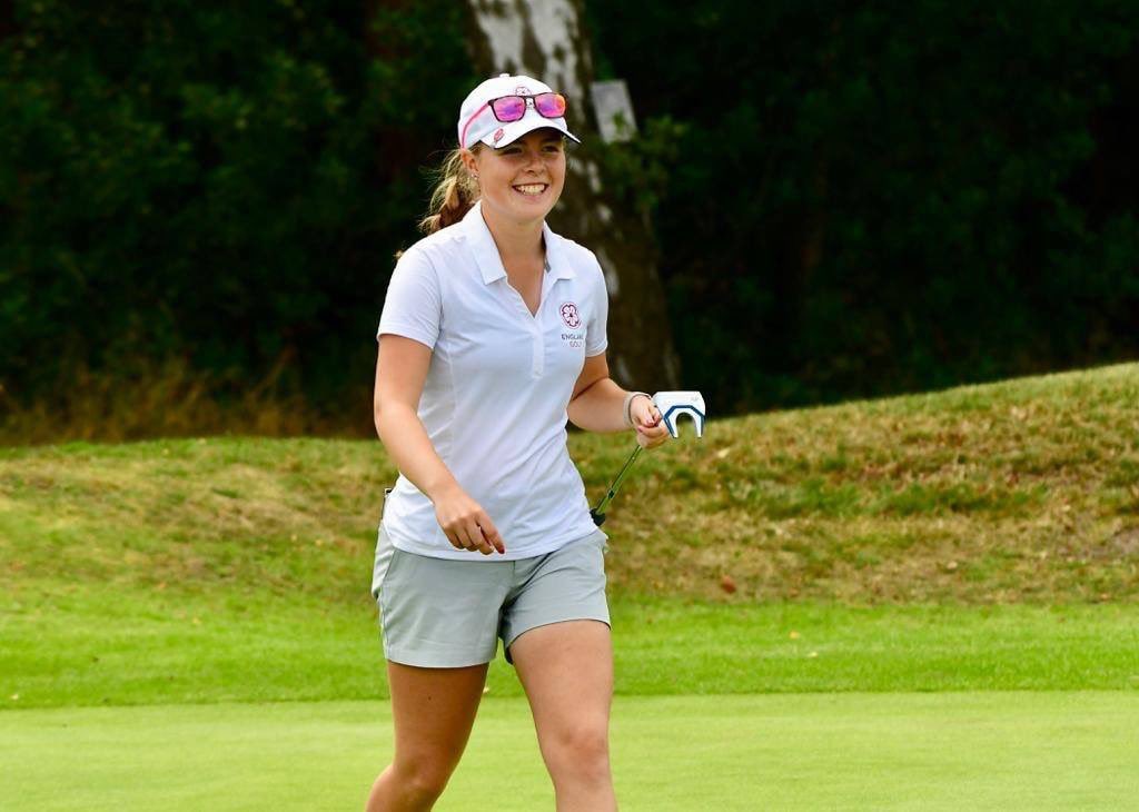 An awesome week at @EnglandGolf women’s open stroke play. V happy with 2nd place but gutted not to get 1st. This mornings nerves were a new feeling and threw me off a little but it’s all part of the learning curve. Massive thanks to @IpswichGolf for giving us an amazing course!! https://t.co/ceOibt6k8U