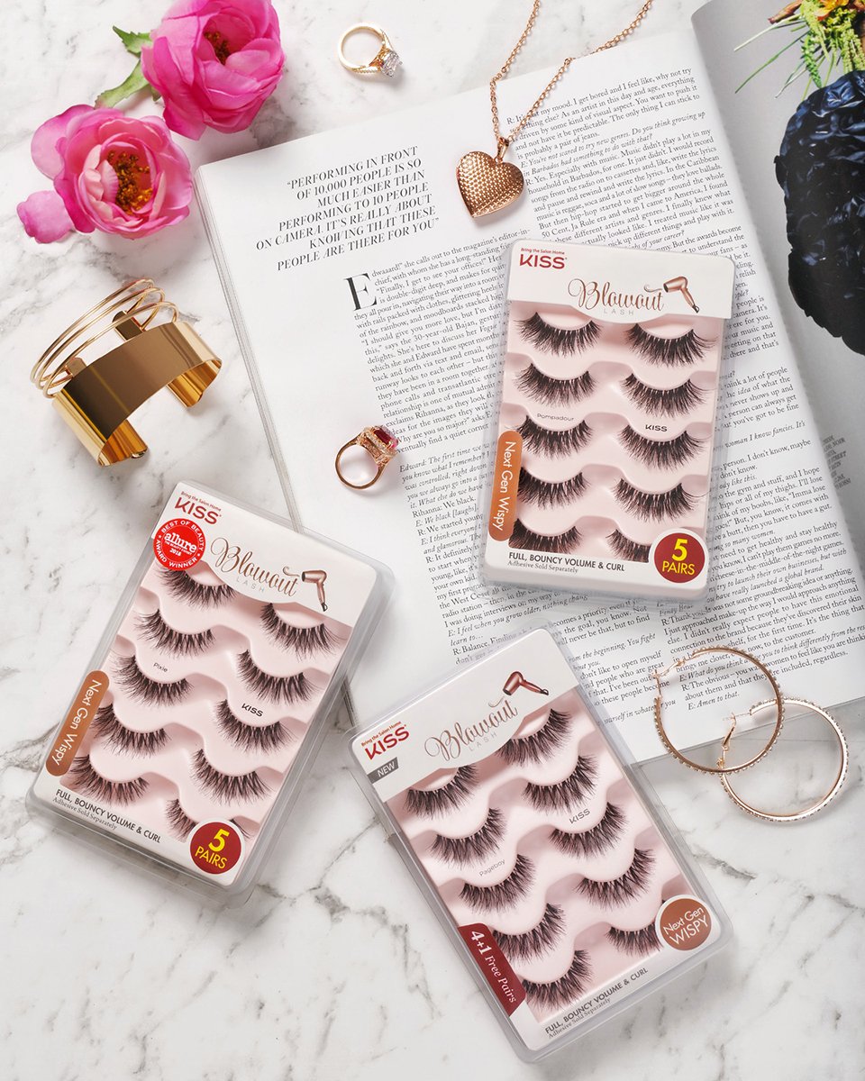 KissProducts's tweet photo. Lashes speak LOUDER than words‼ Who else loves our Blowout Lash Collection as much as we do ? 💋 #KISSlashes #striplashes #falsies #BlowoutLash #NextGenWispy #lashgamestrong https://t.co/2mzlLRmYEH