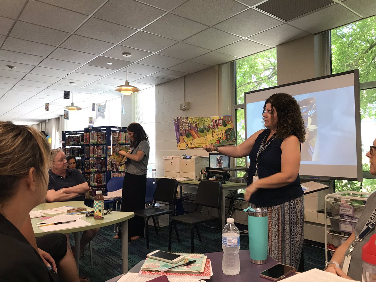 dawnsherriff2's tweet image. Daniel’s Good Day read aloud followed by writing/sketching invitations.  Connecting story, literacy and social emotional learning together.  #seshasjoy #teacheraswriter #createandconnect