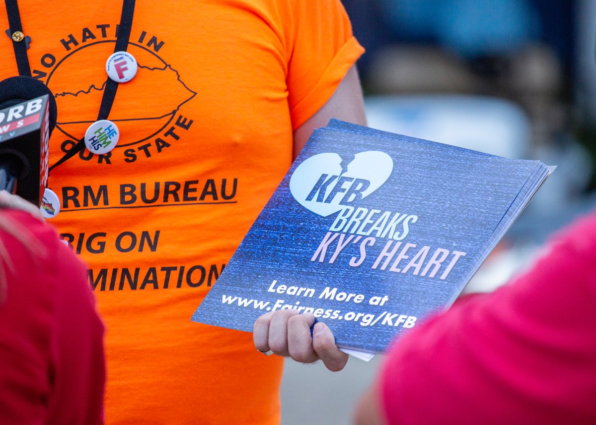 ACLUofKY's tweet photo. KYians protested at @KYFB's #HamBreakfast to #StopTheHate. KFB charges extra fees to lobby KY lawmakers to oppose LGBTQ, workers', & reproductive rights. KFB shares this agenda with politicians & NOT with customers. Celebrate #KFB100Years with a new policy. https://t.co/OBFMFCYyIP