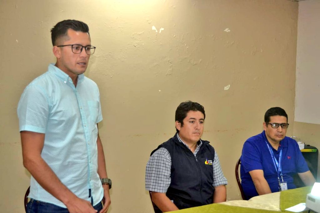 DeporteEc's tweet photo. "Queremos trabajar de la mejor manera con todos los organismos deportivos y que puedan presentar su POA para el próximo año al cien por ciento", Coordinador Zonal 7 @DanielRM85 https://t.co/5E63MGptsi