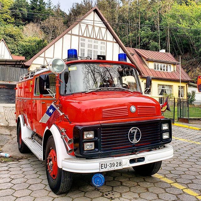 FuerwehrC's tweet photo. Séptima compañía de bomberos de Concepción; móvil BX-7 reliquia Mercedes Benz.

Gracias por seguirnos🇨🇱🇩🇪 Aportes DM 
Comparte🇨🇱🇩🇪 #feuerwehr #bombagermania #1EFK #feuerwehrfrauen #freiwilligefeuerwehr #feuerwehrfrau #feuerwehrfrauen #erste #zweite #drit… https://t.co/Ue3OUii8f6 https://t.co/vl5E7x8ZtV