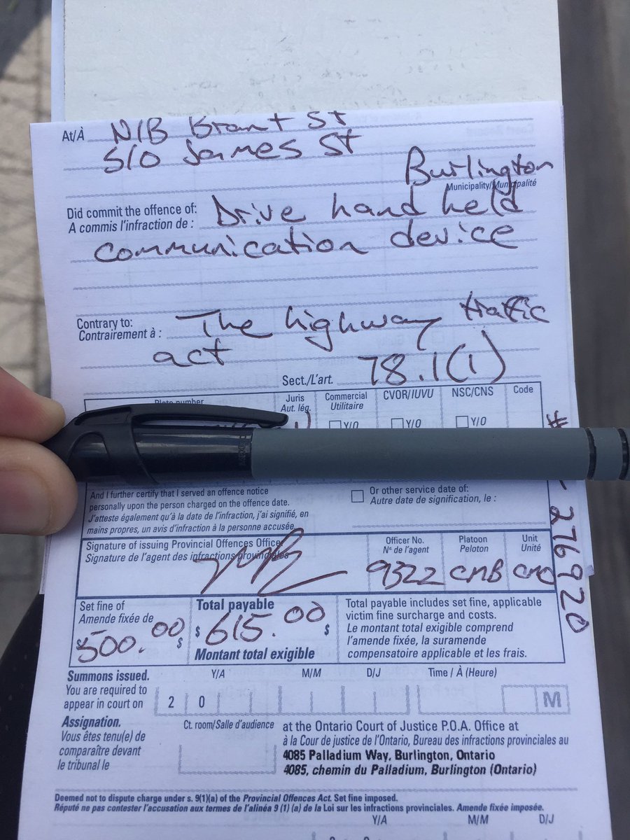Mattbikecop's tweet image. Guilty Pleasure!! Observing a distracted driver for 5-6 seconds from my bike. Tapping on the passenger window and watching the phone go flying from being so startled by a simple knock !🤣🤣