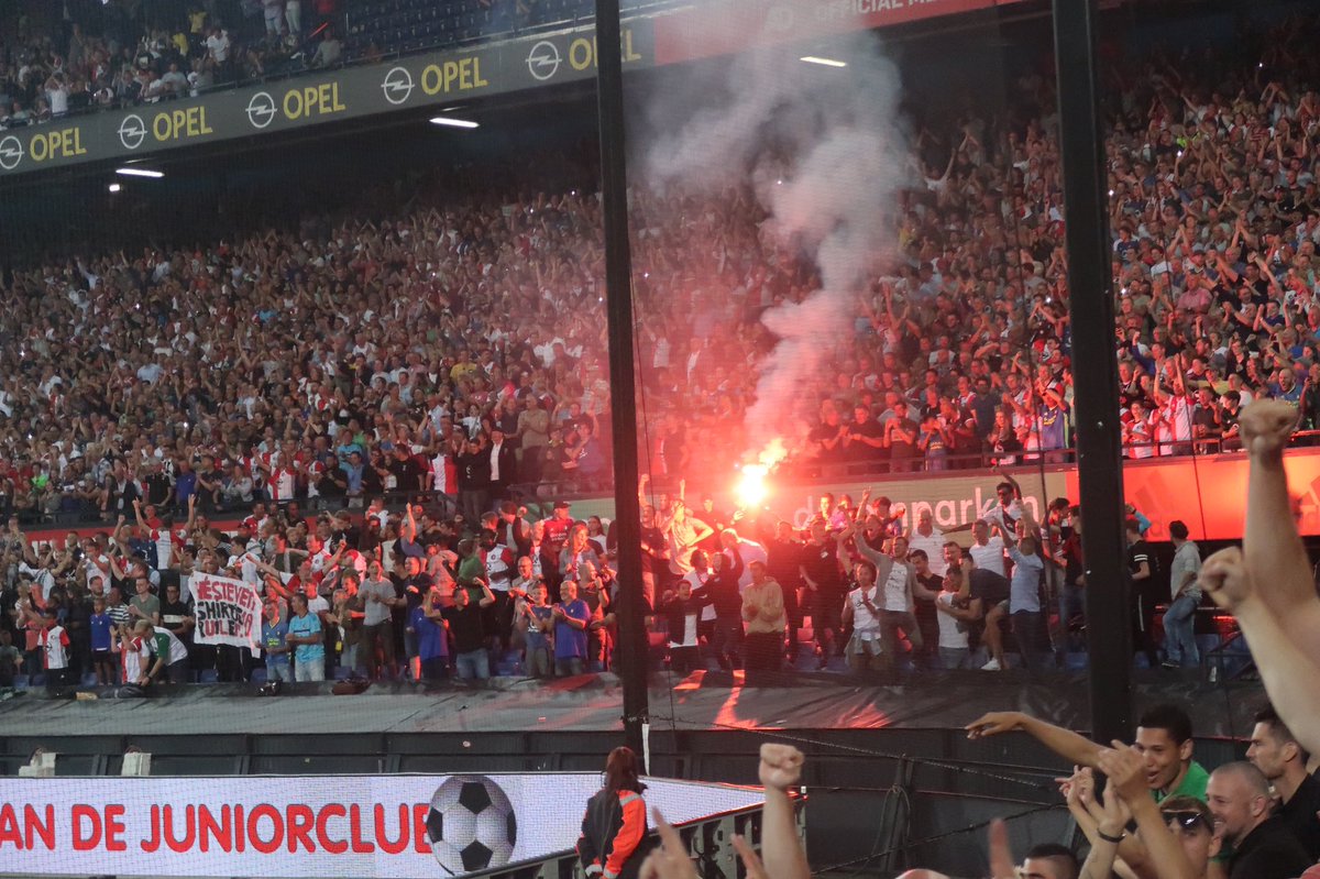 Jordi12fr's tweet photo. Eerste stap genomen, avondje hoor! #FEYhap https://t.co/DDzEAkqQYX